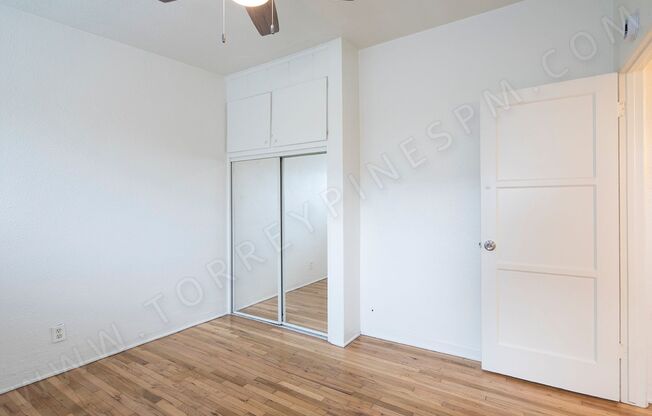 2 beds, 1 bath, $3,295, Unit 5042