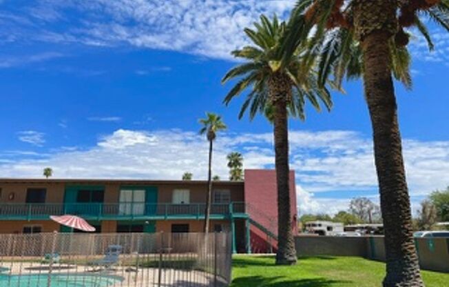 Royal Palms Apartments