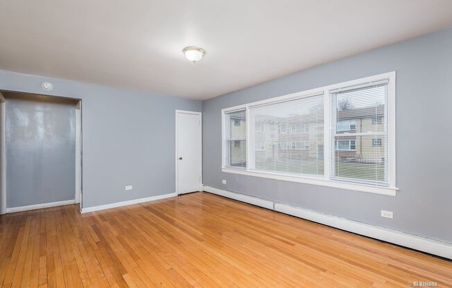 1 bed, 1 bath, $1,155, Unit 7028 S Cornell Ave. 1W