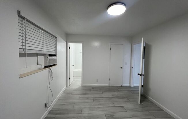 304 - 308 Central Dr