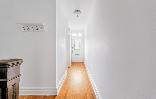 Beautiful historic Church Hill Rowhome for rent