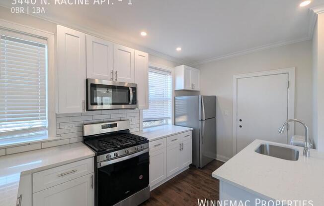 3440 N RACINE