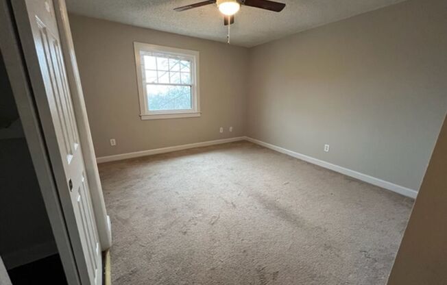 2 bed townhome just minutes from UGA!