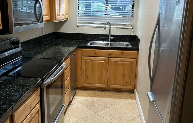 2 beds, 2 baths, $1,800, Unit #21-133