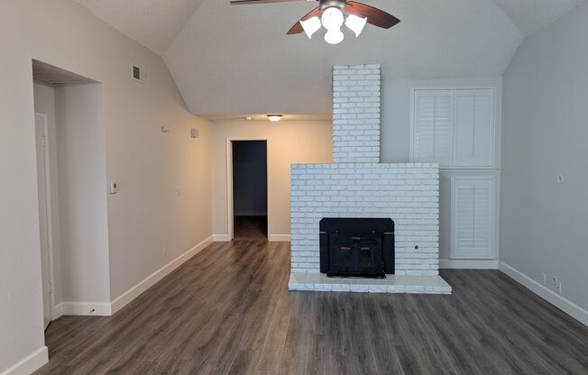 2 beds, 2 baths, $1,995, Unit # 147