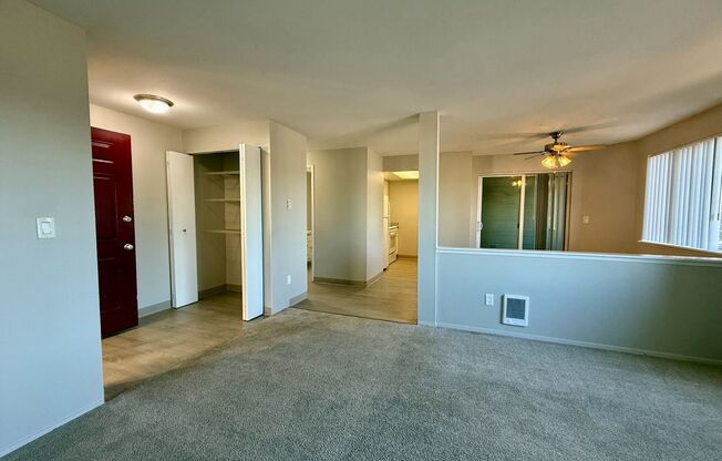 2 beds, 1 bath, 829 sqft, $1,675, Unit 522