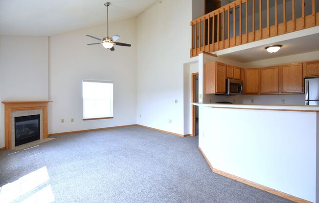 3 beds, 2 baths, 1,550 sqft, $2,310, Unit 1322-302