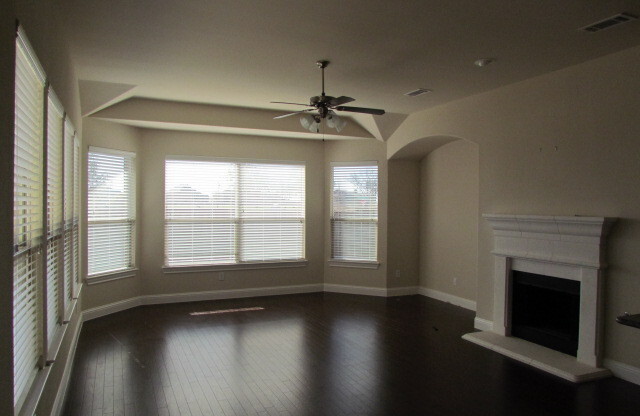 **Christie Ranch**Available 8/8