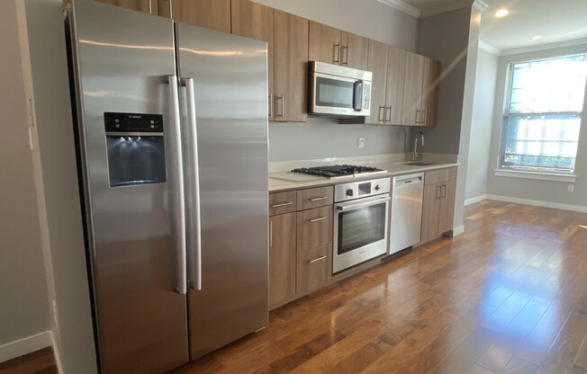 45 1st Ave Apt 304