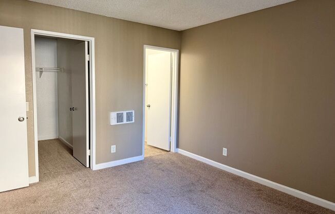 2 beds, 2 baths, 920 sqft, $2,495