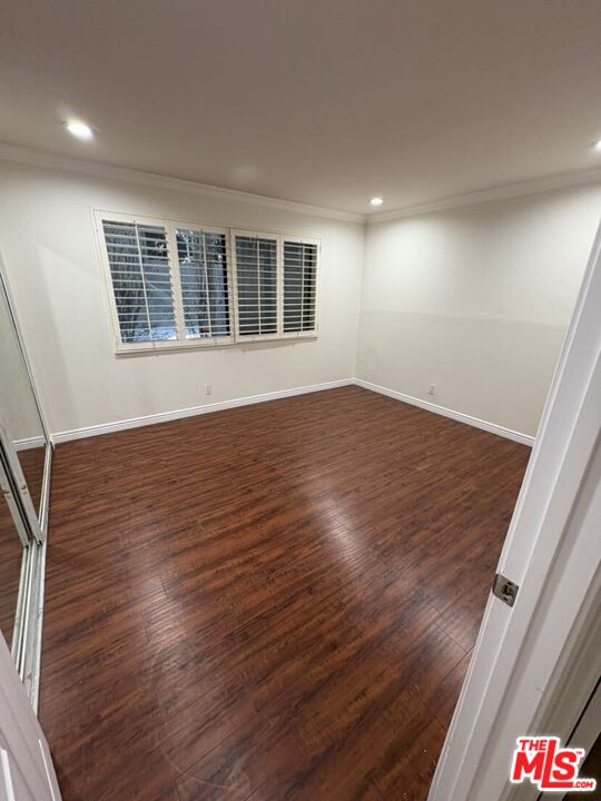 8909 Burton Way Apt 205