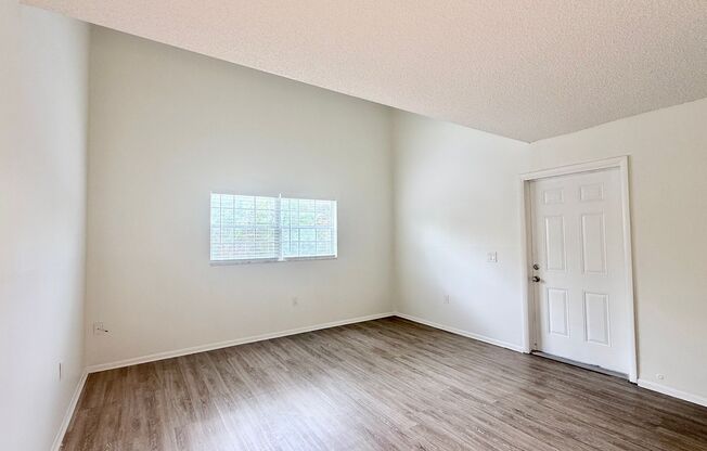 1 bed, 1.5 baths, 778 sqft, $1,445