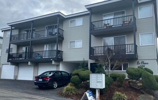 1 bed, 1 bath, 720 sqft, $1,995, Unit #202