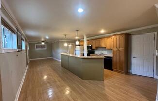 1111 Hewitt road