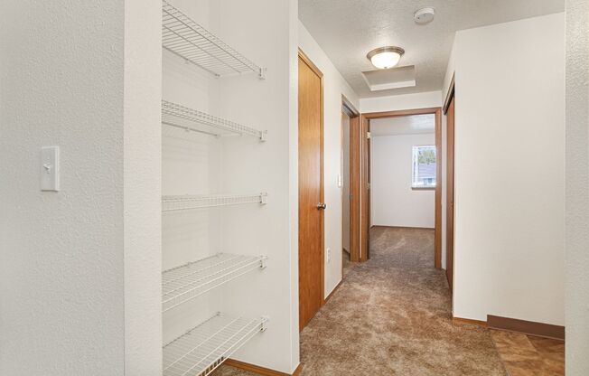 2 beds, 2 baths, 976 sqft, $1,450, Unit 2271-105