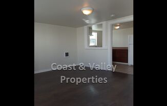 Studio, 1 bath, $1,700, Unit 236 Locust Street #3, Watsonville, CA 95076