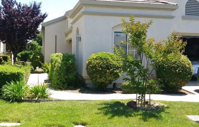 Summerset I in Brentwood-2/2 with Community Amenities