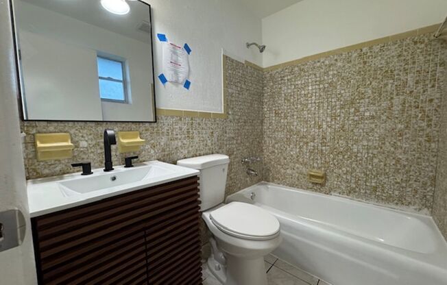 6101 Pierce St Hollywood, FL 33024
