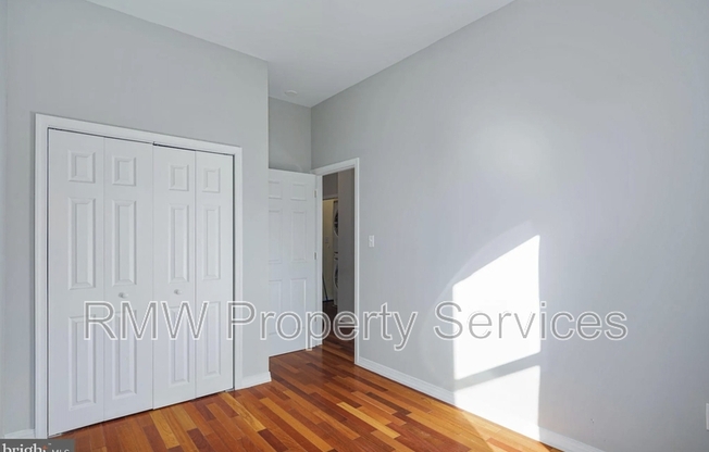 1782 FRANKFORD AVE