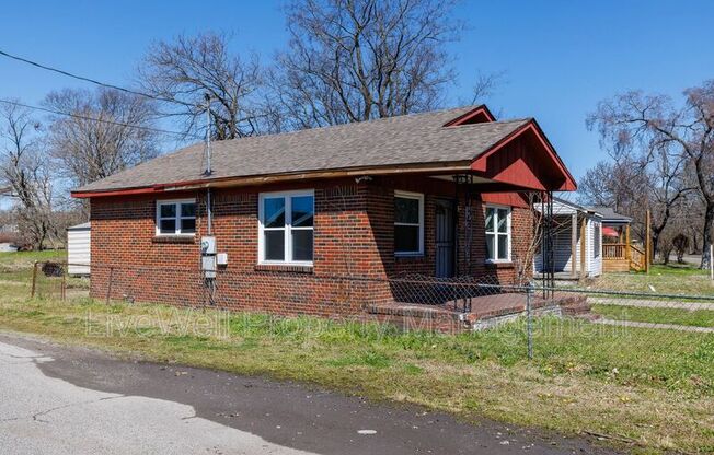 3936 FRED L SHUTTLESWORTH DR