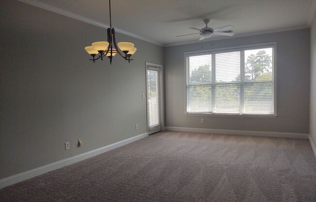 Pristine Condo located in the Preston Flats Complex!