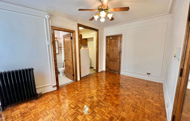 Studio, 1 bath, 300 sqft, $1,375, Unit 530-612