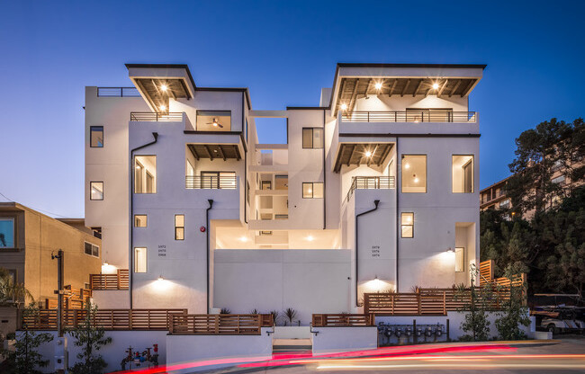 5968-78 Lauretta Street