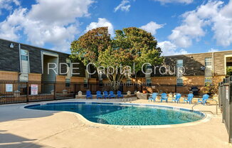 7048 GLENVIEW DR