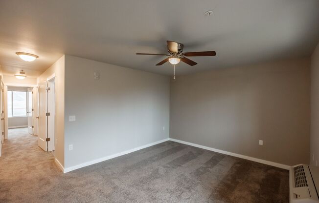 Evergreen Valley Apartments