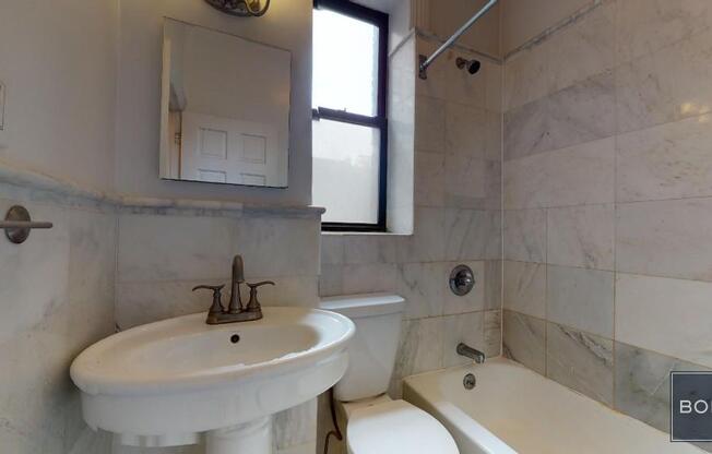1 bed, 1 bath, $4,100, Unit 53