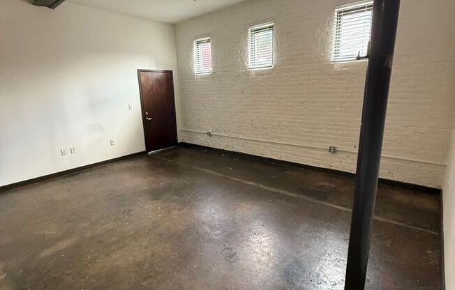 703 N Harrison St./410 Hancock St.