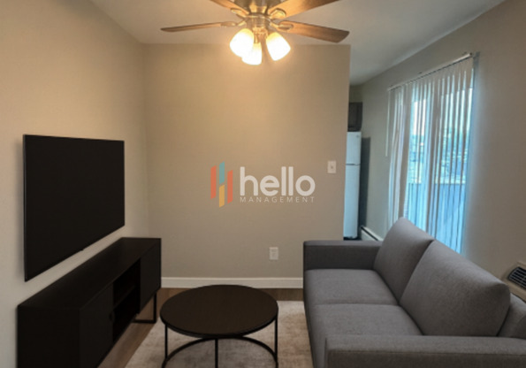 3209 E FOUNTAIN BLVD