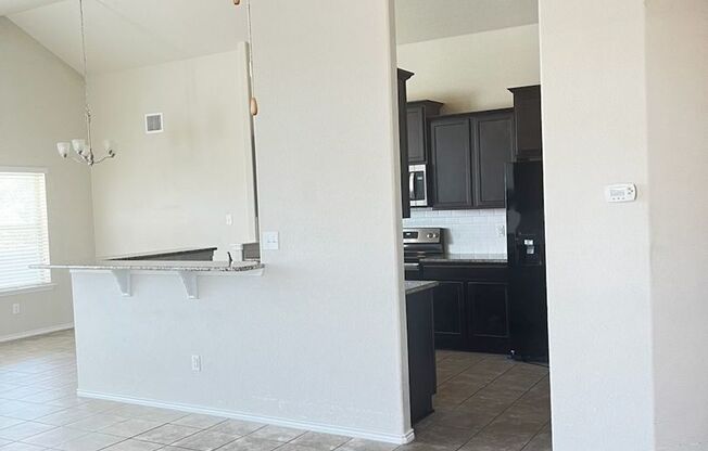 3 beds, 2 baths, $1,625