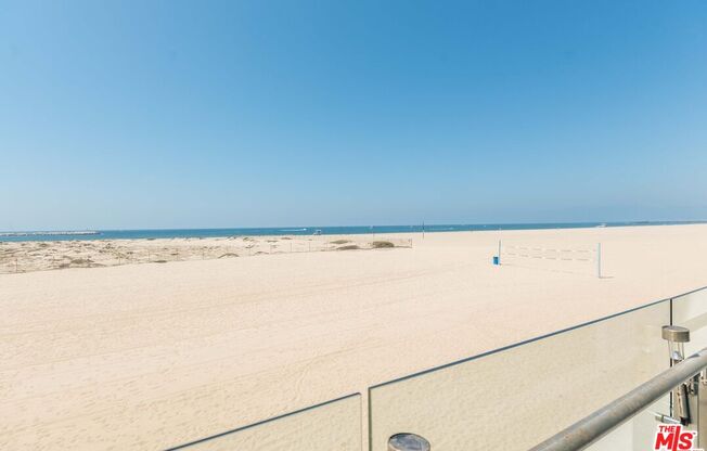 5205 OCEAN FRONT WALK
