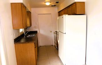 3 beds, 2 baths, $1,800