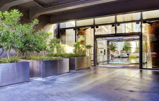 1 bed, 1 bath, $2,650
