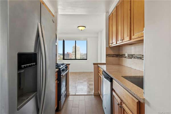 2 beds, 2 baths, 1,250 sqft, $3,200, Unit 14E