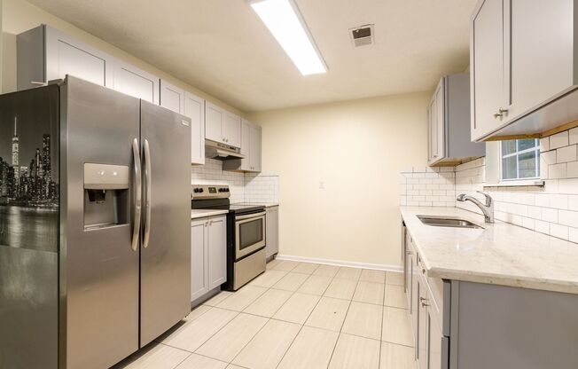 2 beds, 1 bath, 800 sqft, $1,695, Unit Unit 1