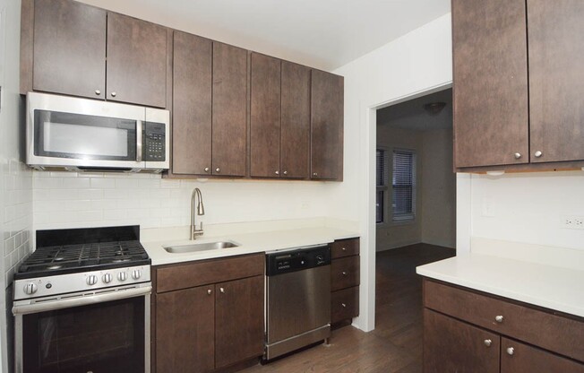 2639 5 N SPAULDING