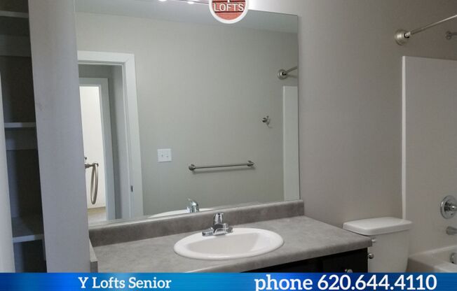 2 beds, 1 bath, 808 sqft, $1,140, Unit 001