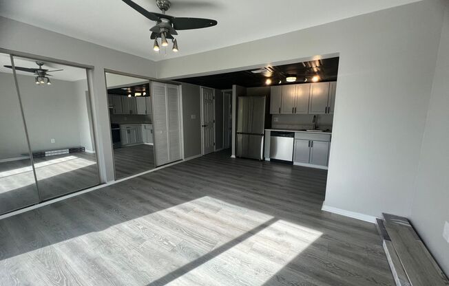 Newly Renovated 3 BR/1.5 BA Townhome in Glen Burnie!