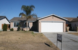 1516 Hadar Rd - Southeast Bakersfield - 3+2 - $2000 Rent + $2000 Deposit