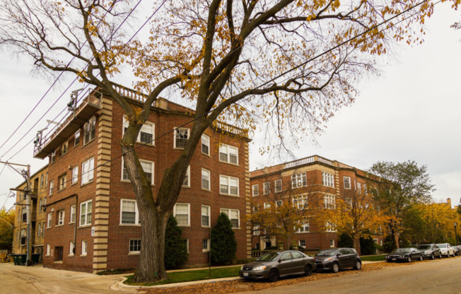 Updated Apartments Located at 800 Michigan