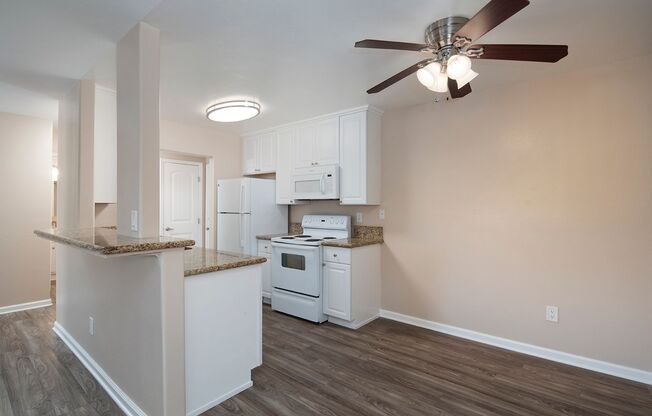 1 bed, 1 bath, 704 sqft, $1,895, Unit B-25