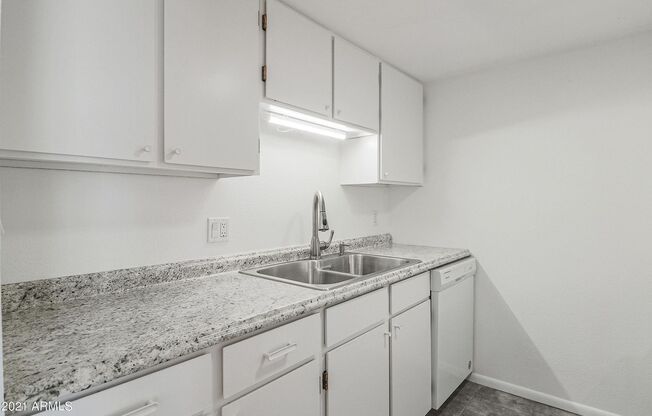 2 beds, 2 baths, $1,395