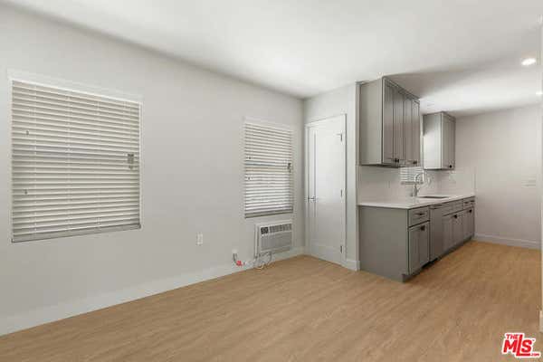 2 beds, 1 bath, 1,200 sqft, $3,295