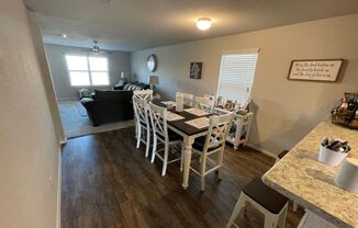 3 beds, 2 baths, $1,725