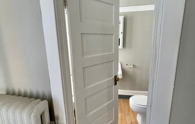 1 bed, 1 bath, 626 sqft, $900, Unit 202