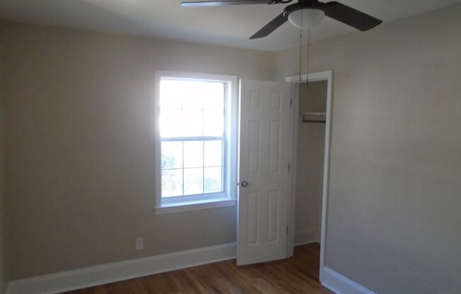 2 beds, 1 bath, $1,150