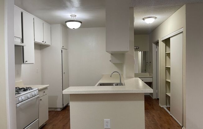 1 bed, 1 bath, $1,745, Unit 113